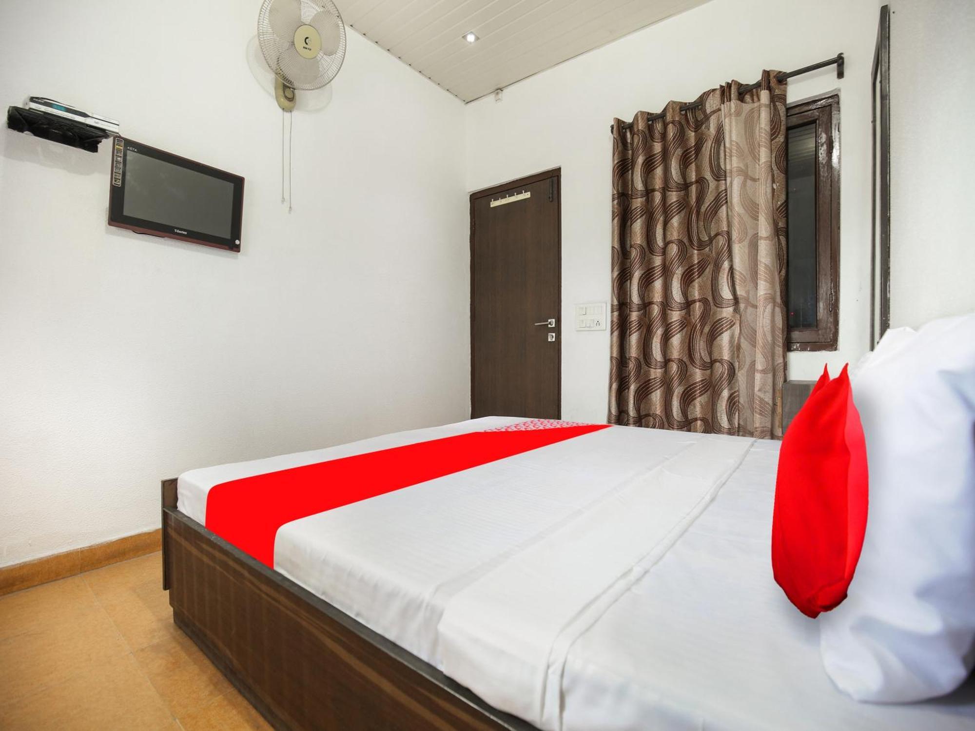 Oyo Flagship Hotel Le Aley Regency Ludhiana Zewnętrze zdjęcie